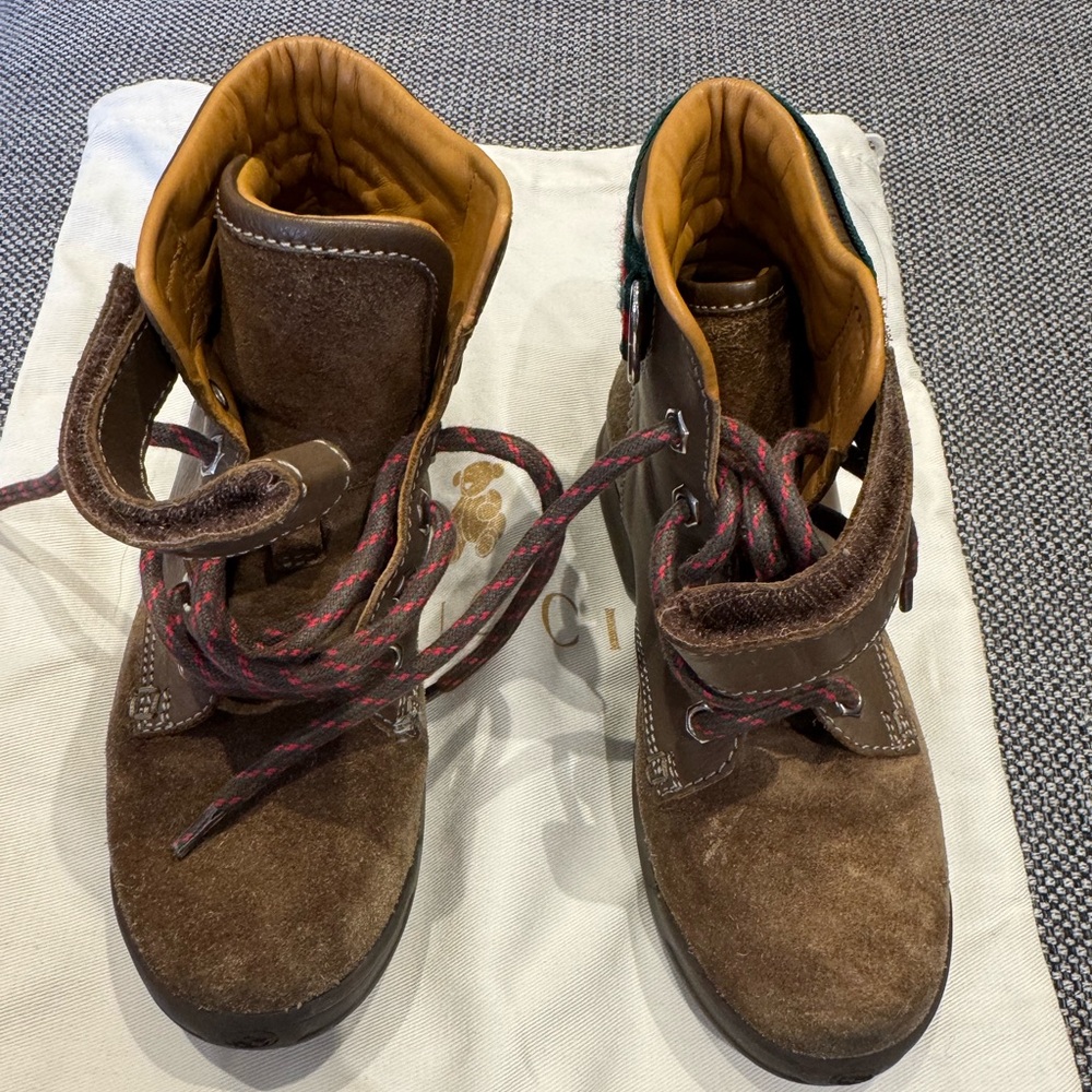 Brand new Gucci boys boots size 29 european